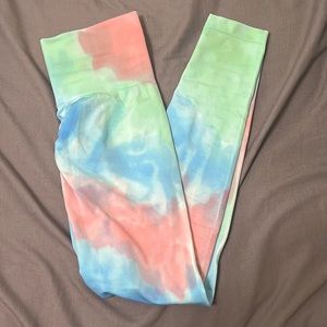 Viral Amazon tie dye booty scrunch leggings